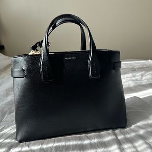 Burberry Medium Banner Bag Leather/Vintage Check